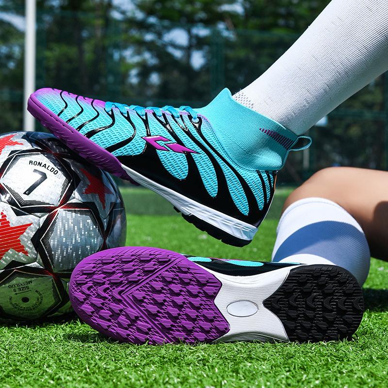 Thorn football shoes men s high-top long nails and broken nails student grass game training shoes 45
Thorn football shoes men s high-top long nails and broken nails student grass game training shoes 45