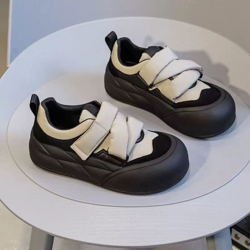 Women s shoes fashion lightweight women s shoes 2025 new popular autumn non-slip versatile casual sports shoes British trend 38
Women s shoes fashion lightweight women s shoes 2025 new popular autumn non-slip versatile casual sports shoes British trend 38