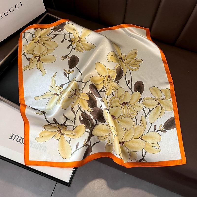 Hangzhou silk 100% mulberry silk silk scarf flower color lotus silk scarf women s 53cm square scarf small scarf shawl 53*53cm
Hangzhou silk 100% mulberry silk silk scarf flower color lotus silk scarf women s 53cm square scarf small scarf shawl 53*53cm