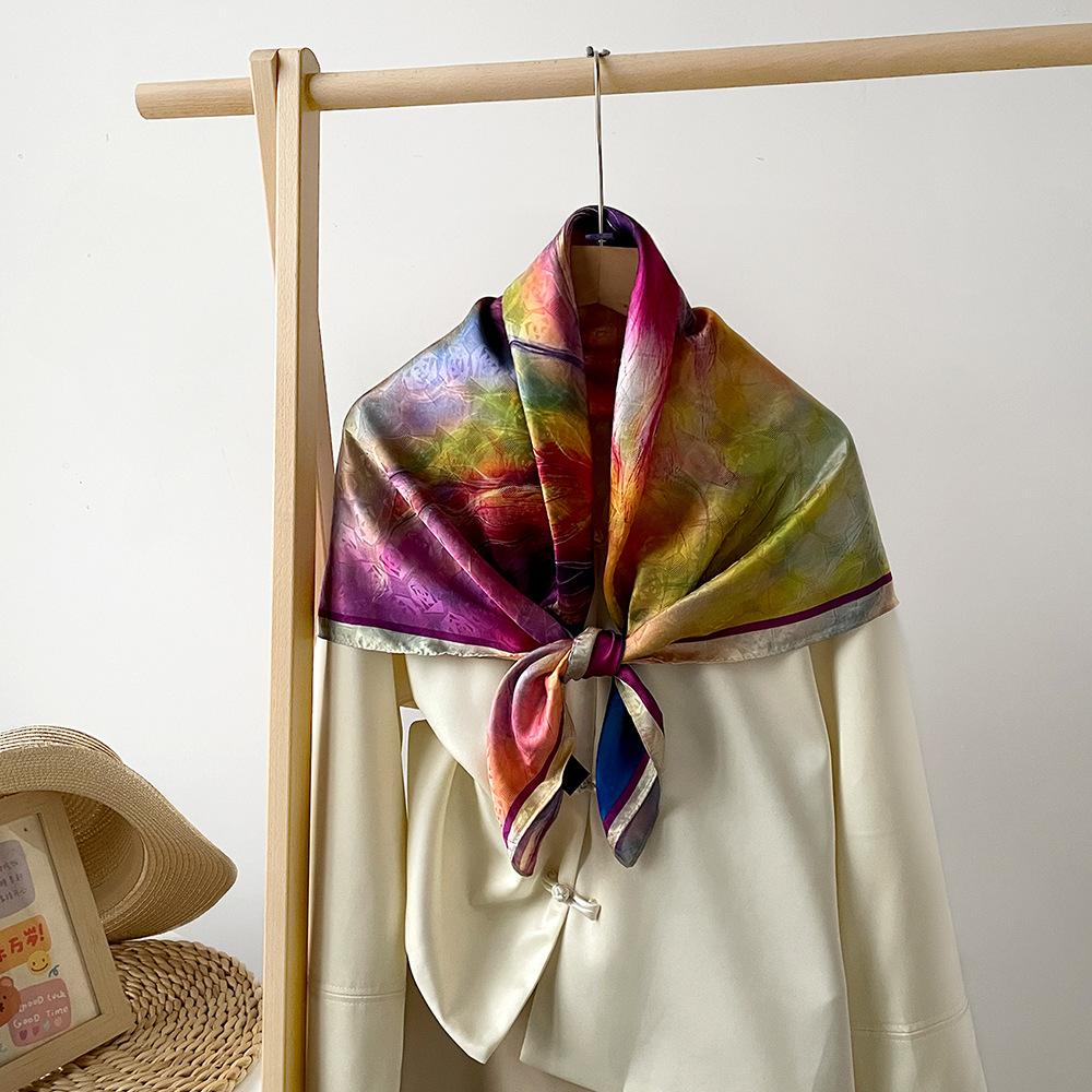 Новый шелковый платок с принтом в китайском стиле для женщин Высококачественный легкий роскошный ретро шаль Квадратный платок Платок для защиты от солнца 90*90cm
Новый шелковый платок с принтом в китайском стиле для женщин Высококачественный легкий роскошный ретро шаль Квадратный платок Платок для защиты от солнца 90*90cm