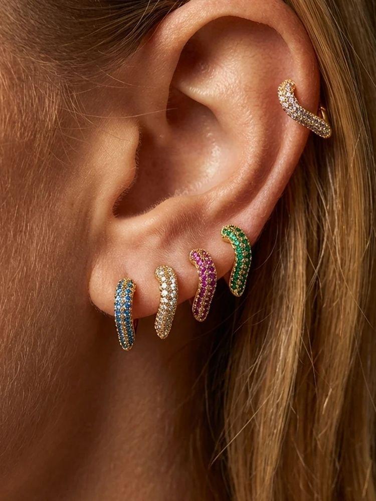 Colorful CZ Zircon Cute Heart Small Hoop Earrings for Women 18K Gold Color Cartilage Huggie Ear Buckle Stackable Zircon Gifts White золотой
Colorful CZ Zircon Cute Heart Small Hoop Earrings for Women 18K Gold Color Cartilage Huggie Ear Buckle Stackable Zircon Gifts White золотой