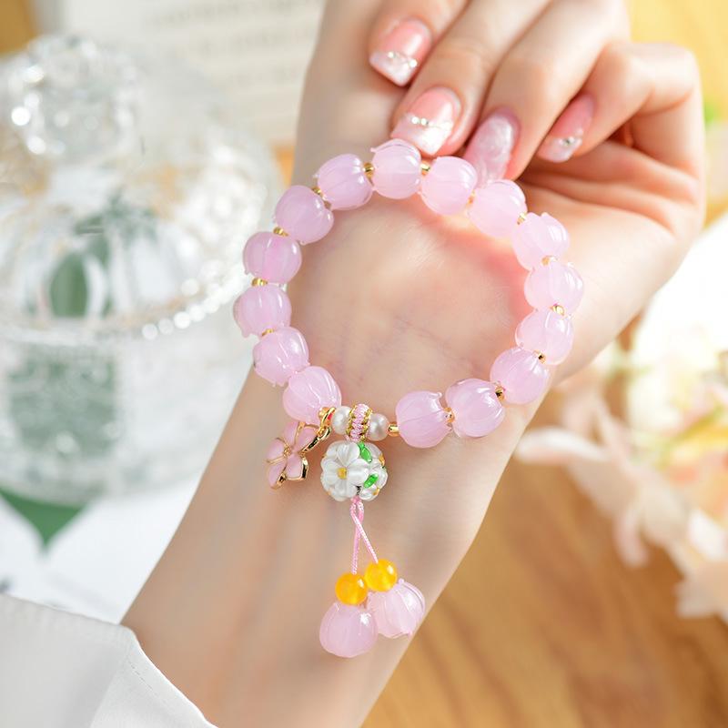 Scenic Xiangji Temple Lotus Glass Bracelet: Cultural Creative Fluorite Awakening Lion Hand Jewelry
Scenic Xiangji Temple Lotus Glass Bracelet: Cultural Creative Fluorite Awakening Lion Hand Jewelry