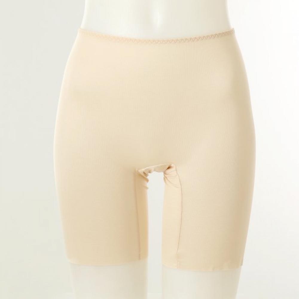 Wacoal Simple Hem Fabric Square Panty Wpt3896l blacks/105
Wacoal Simple Hem Fabric Square Panty Wpt3896l blacks/105