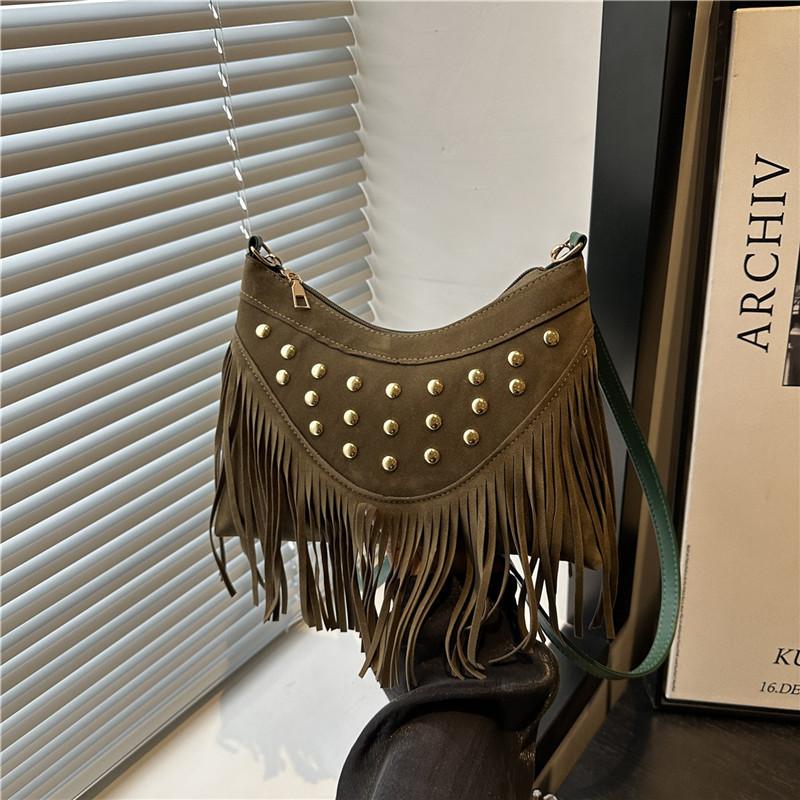 Богемная ретро сумка с бахромой женская 2025 новая женская сумка иностранная универсальная на плечо сумка-мессенджер зелёный
Богемная ретро сумка с бахромой женская 2025 новая женская сумка иностранная универсальная на плечо сумка-мессенджер зелёный