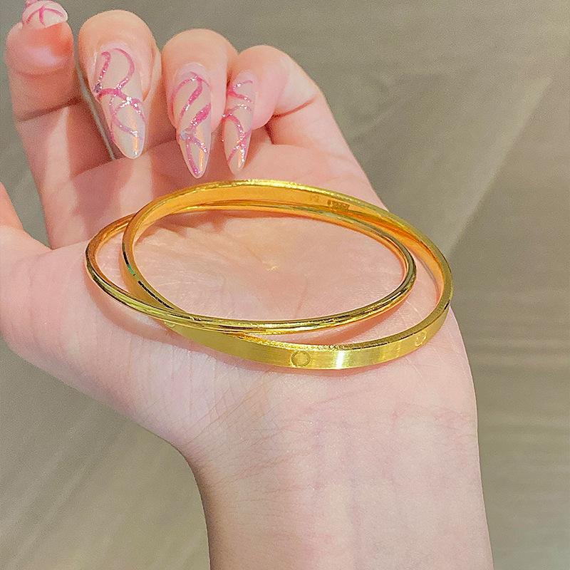 24k letter double circle bracelet light luxury high sense simple design bracelet fashion versatile jewelry women
24k letter double circle bracelet light luxury high sense simple design bracelet fashion versatile jewelry women