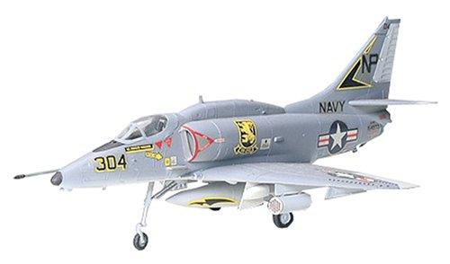 Коллекция Tamiya Warbird ВМС США Douglas Skyhawk Пластиковая модель 60729 1/72 № 29 A-4E/F
Коллекция Tamiya Warbird ВМС США Douglas Skyhawk Пластиковая модель 60729 1/72 № 29 A-4E/F
