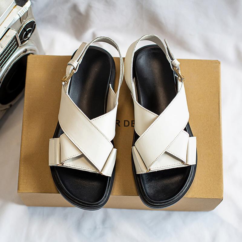 2926 sandals men s summer wear one-pedal cool slippers genuine leather casual beach shoes new 44-Leather shoe size
2926 sandals men s summer wear one-pedal cool slippers genuine leather casual beach shoes new 44-Leather shoe size