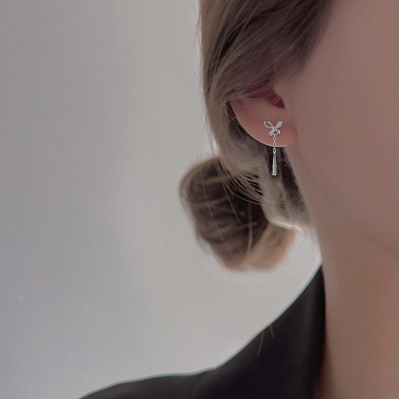 Bow Drop Earrings Unique Gentle And Sweet Butterfly Tassel Earrings Women Girls Wedding Party Fine Jewelry Gift
Bow Drop Earrings Unique Gentle And Sweet Butterfly Tassel Earrings Women Girls Wedding Party Fine Jewelry Gift