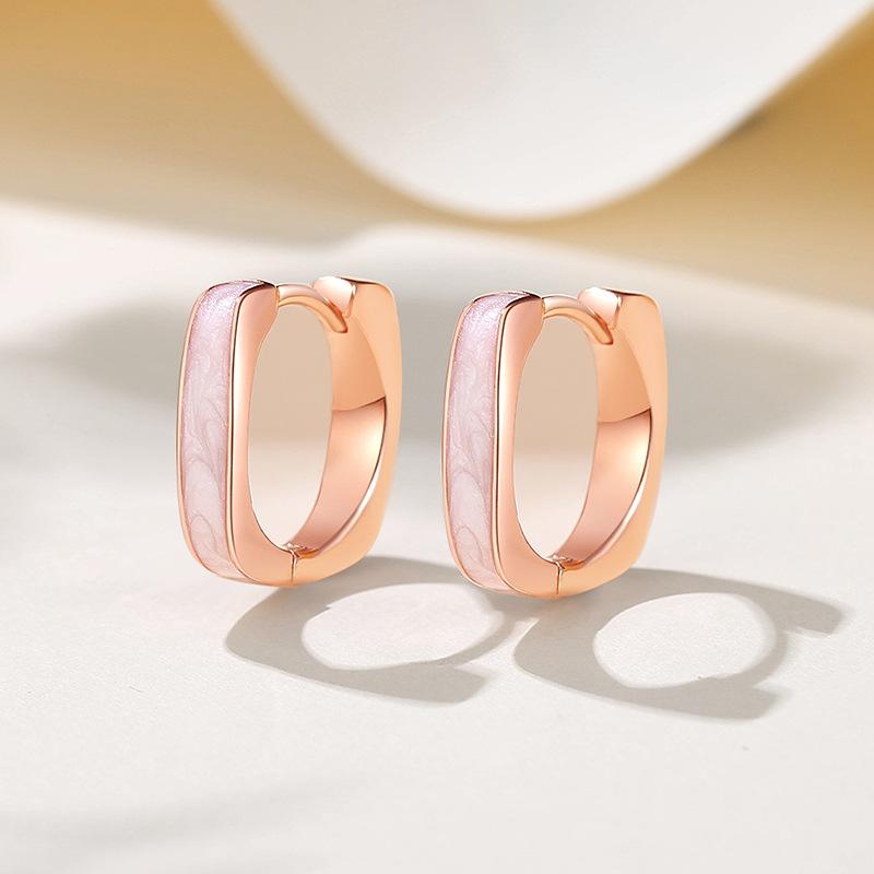 French White Fritillary Earrings Women s Light Luxury Niche High-end Summer Earrings
French White Fritillary Earrings Women s Light Luxury Niche High-end Summer Earrings