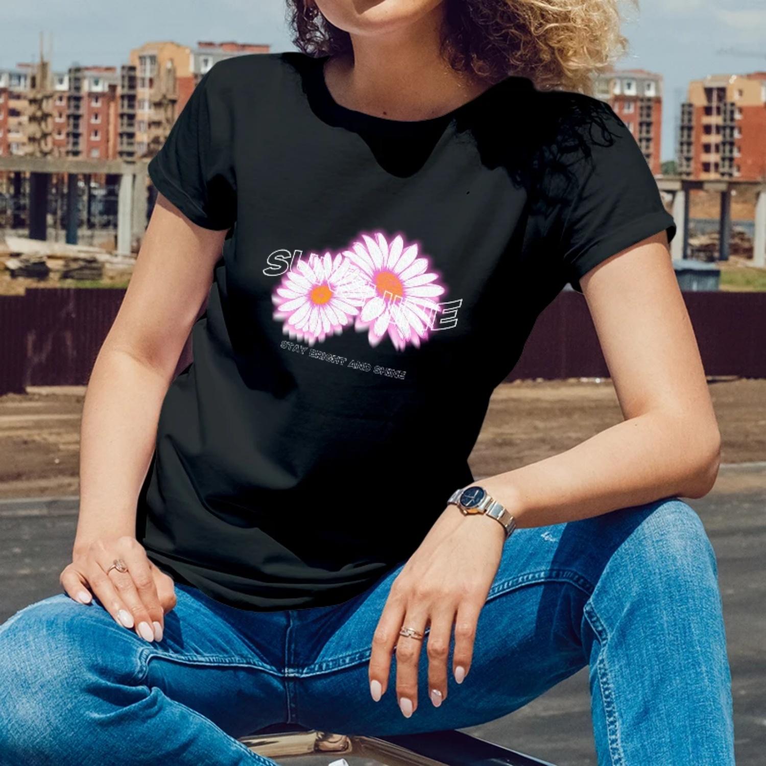 Summer Womens Short Sleeve CottonT Shirt Daisy Smile Print for OutdoorSummer Parties Young Women with a Cheerful & Stylish Style S чёрный
Summer Womens Short Sleeve CottonT Shirt Daisy Smile Print for OutdoorSummer Parties Young Women with a Cheerful & Stylish Style S чёрный