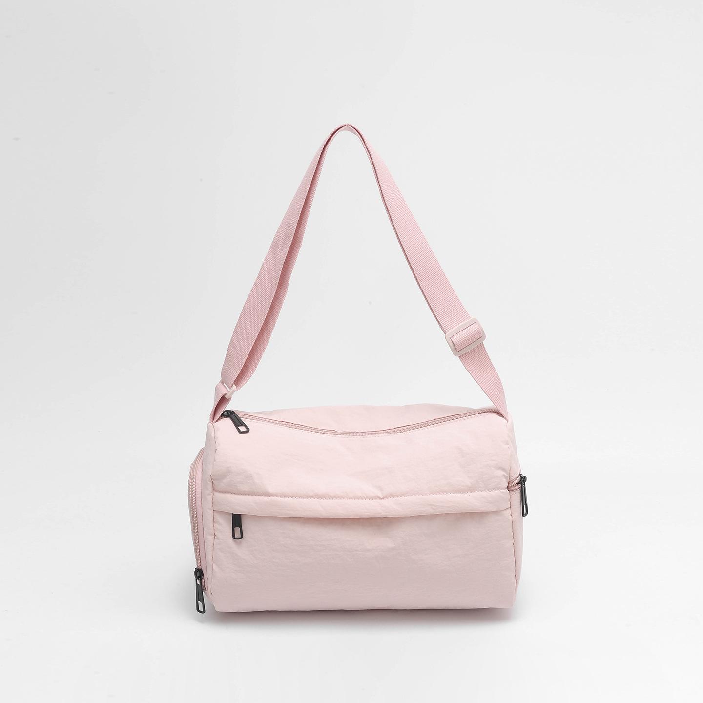 Simple Solid Color Nyl Shoulder Bags for Women Large Capacity Ladies Travel Crossbody Bag Versatile Sports Casual Tote Handbag рожевий
Simple Solid Color Nyl Shoulder Bags for Women Large Capacity Ladies Travel Crossbody Bag Versatile Sports Casual Tote Handbag рожевий