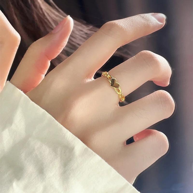 Elegant Retro Heart Ring: Titanium Steel & 18K Gold, Fashionable Cool Style for Women’s Index Finger. Size 9 золотий
Elegant Retro Heart Ring: Titanium Steel & 18K Gold, Fashionable Cool Style for Women’s Index Finger. Size 9 золотий