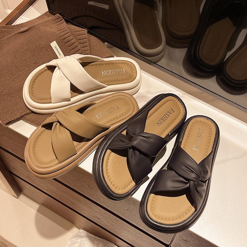 Muffin bottom platform slippers women s summer fashion cross 2025 wear cool slippers go out new beach slippers 40 коричневий
Muffin bottom platform slippers women s summer fashion cross 2025 wear cool slippers go out new beach slippers 40 коричневий