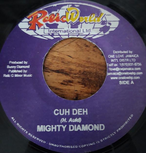7inch Record MIGHTY DIAMONDS - Cuh Deh NONE Relic World Int Jamaica Reggae, Ska & Dub Used
7inch Record MIGHTY DIAMONDS - Cuh Deh NONE Relic World Int Jamaica Reggae, Ska & Dub Used