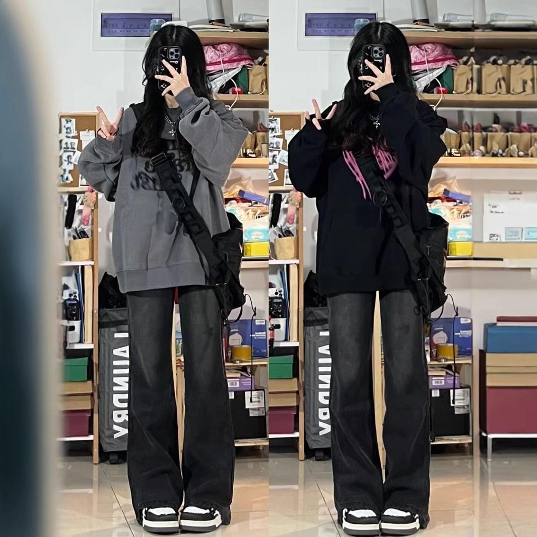 Women s High-Waisted Straight Jeans - Slim, Wide-Leg, Ideal for Spring and Autumn 2024. S
Women s High-Waisted Straight Jeans - Slim, Wide-Leg, Ideal for Spring and Autumn 2024. S