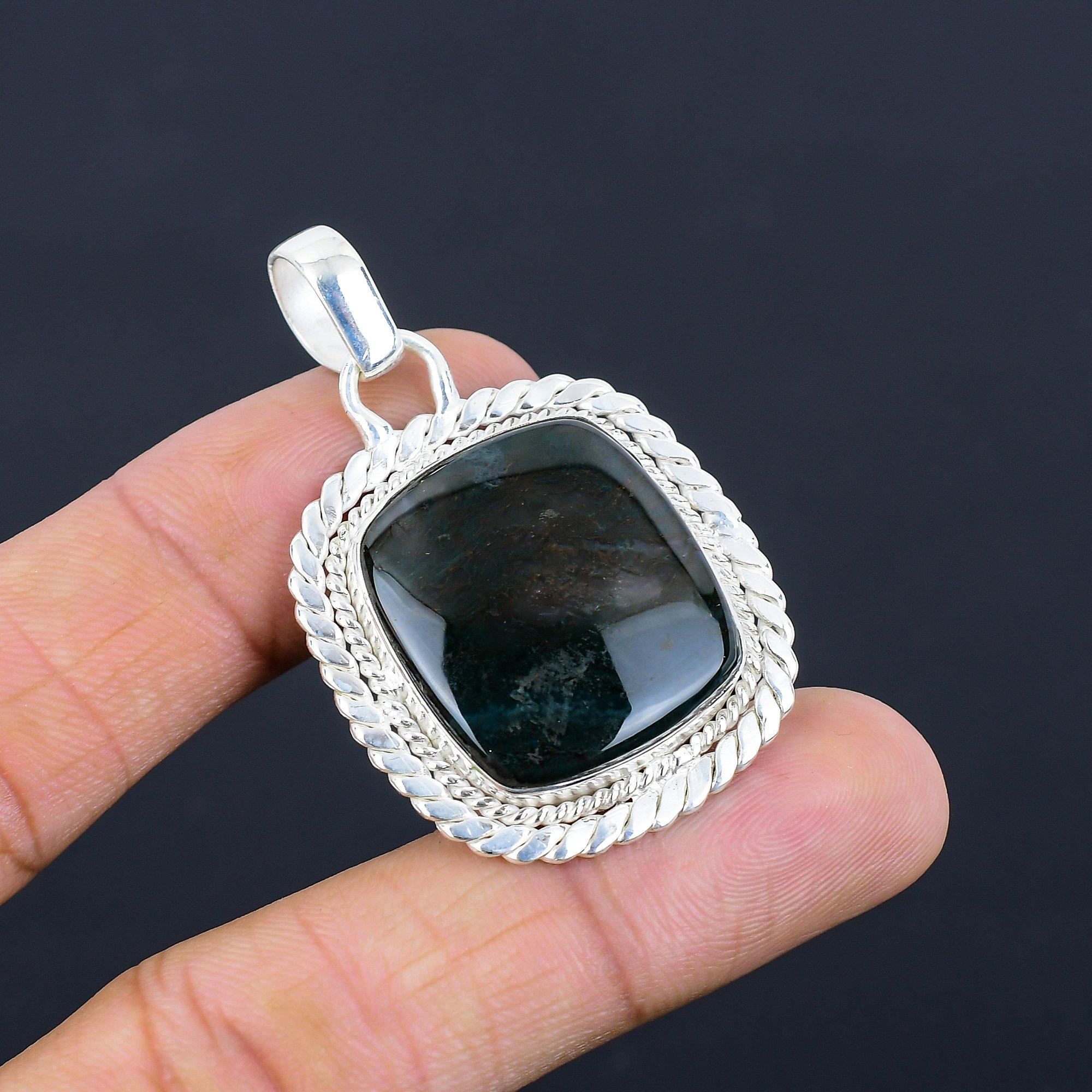 925 Silver Cushion Solar Moss Agate Gemstone Bezel Boho Wedding Pendant Jewelry
925 Silver Cushion Solar Moss Agate Gemstone Bezel Boho Wedding Pendant Jewelry
