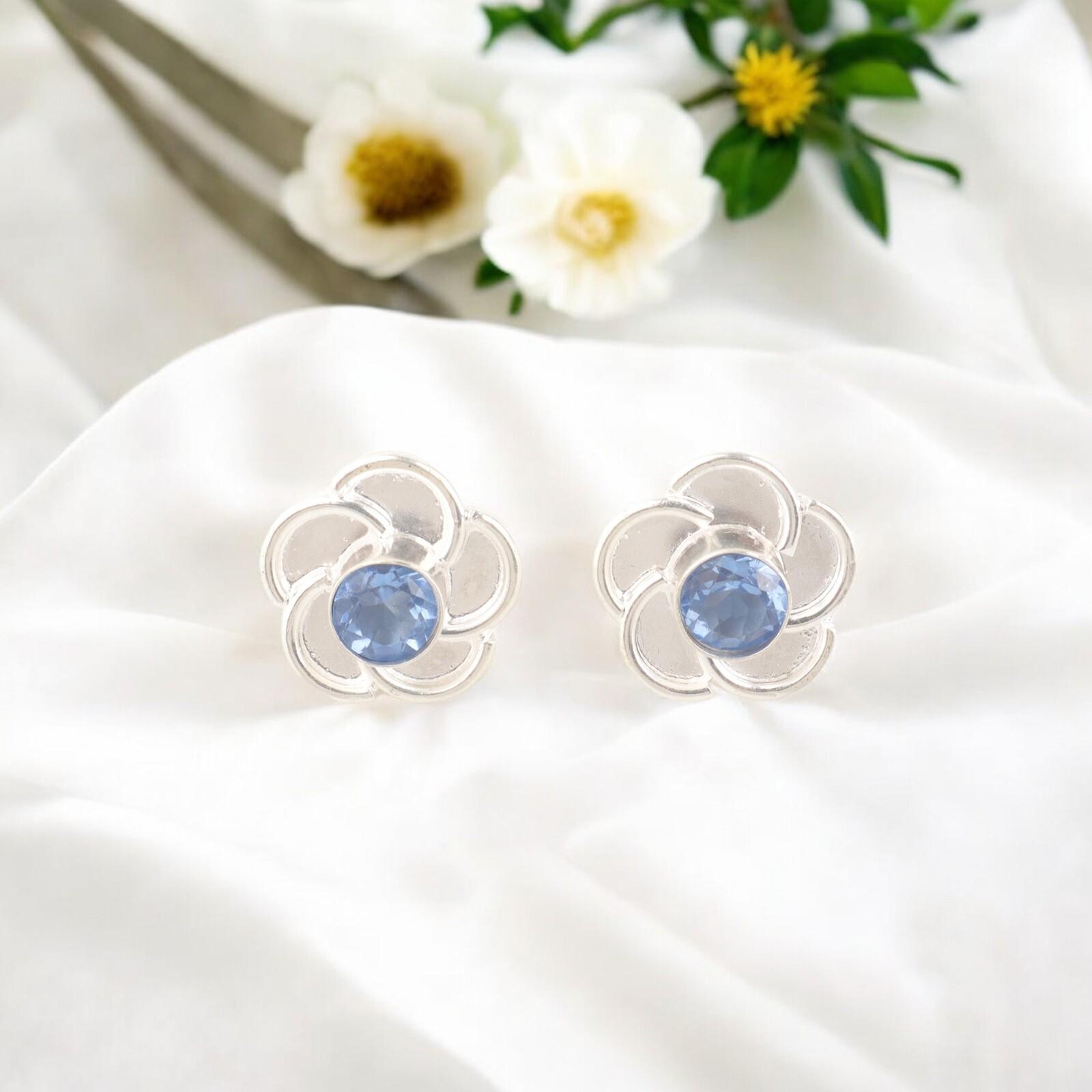 Natural Tanzanite Gemstone 925 Stamped Silver Women s Jewelry Handmade Studs0.5 EE-157-4
Natural Tanzanite Gemstone 925 Stamped Silver Women s Jewelry Handmade Studs0.5 EE-157-4