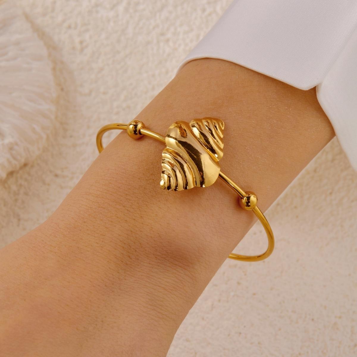Simple Stainless Steel Sun Bracelets For Women Men Daisy Flower Conch Spiral Octopus Turtle Bangle Ocean Beach Vacation Jewelry
Simple Stainless Steel Sun Bracelets For Women Men Daisy Flower Conch Spiral Octopus Turtle Bangle Ocean Beach Vacation Jewelry