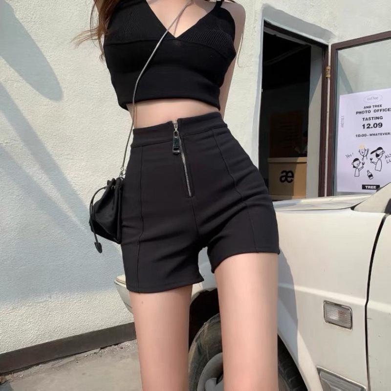 Plus Size High Waist Black A-Line Shorts - Summer Casual Wide Leg Zipper Pants for Women 5XL (suggested for 180-200 jin) чорний
Plus Size High Waist Black A-Line Shorts - Summer Casual Wide Leg Zipper Pants for Women 5XL (suggested for 180-200 jin) чорний