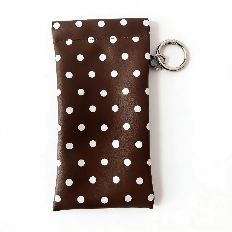 1Pc Portable Spring Auto-close Glasses Bag With Keyring Glasses Clip Leather Glasses Storage Bag Korean Style Shrapnel Snap Shut
1Pc Portable Spring Auto-close Glasses Bag With Keyring Glasses Clip Leather Glasses Storage Bag Korean Style Shrapnel Snap Shut