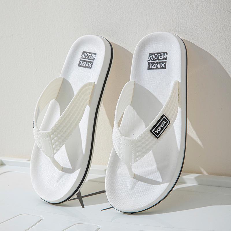 Мужские летние нескользящие повседневные шлепанцы для улицы и пляжа 41
Мужские летние нескользящие повседневные шлепанцы для улицы и пляжа 41