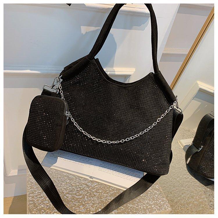 High Capacity Crossbody Bag Rhinestone Handbag For Women 2026 Summer New Fashion Shoulder Bag Chain Bucket Bags Female Tide 43x30x10cm чёрный
High Capacity Crossbody Bag Rhinestone Handbag For Women 2026 Summer New Fashion Shoulder Bag Chain Bucket Bags Female Tide 43x30x10cm чёрный