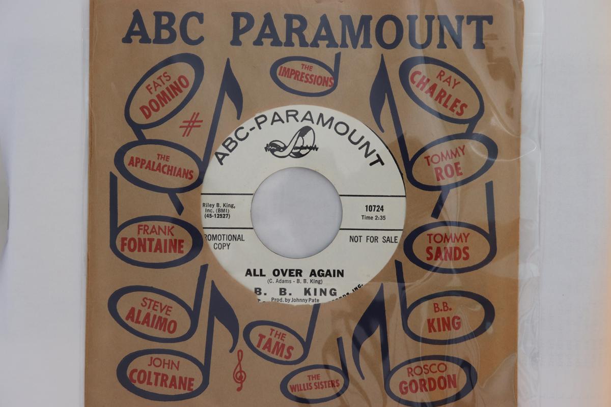 7-дюймовая пластинка BB. KING - All Over Again / The Things You Put 4510724 ABC-Paramount Non Japan Blues Used
7-дюймовая пластинка BB. KING - All Over Again / The Things You Put 4510724 ABC-Paramount Non Japan Blues Used