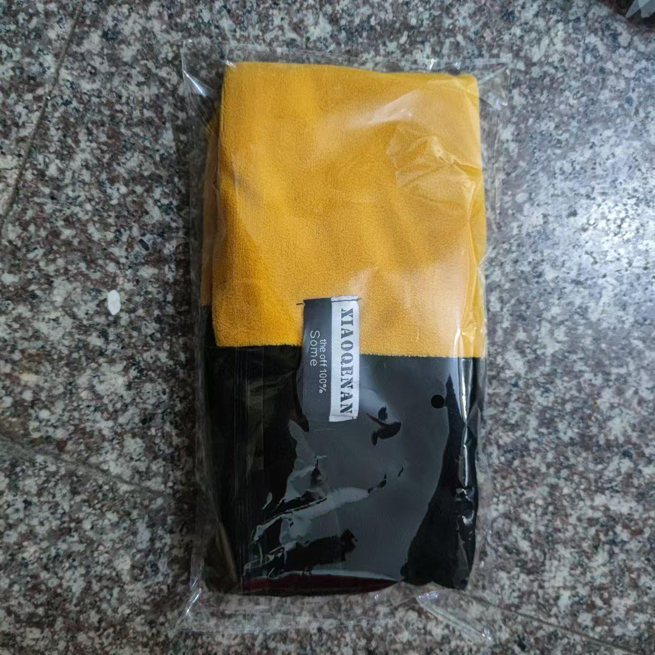 Зимовий трикутний замшевий шарф 2024: Теплий захист шиї для холодної погоди та їзди на велосипеді
Зимовий трикутний замшевий шарф 2024: Теплий захист шиї для холодної погоди та їзди на велосипеді