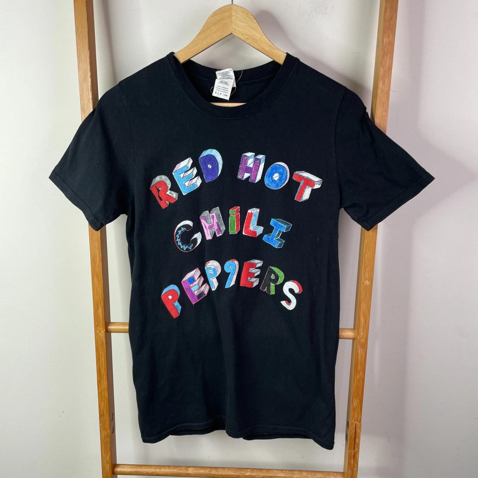 Red Hot Chili Peppers Shirt Mens Small Black Short Sleeve Crew Neck Music Band M
Red Hot Chili Peppers Shirt Mens Small Black Short Sleeve Crew Neck Music Band M