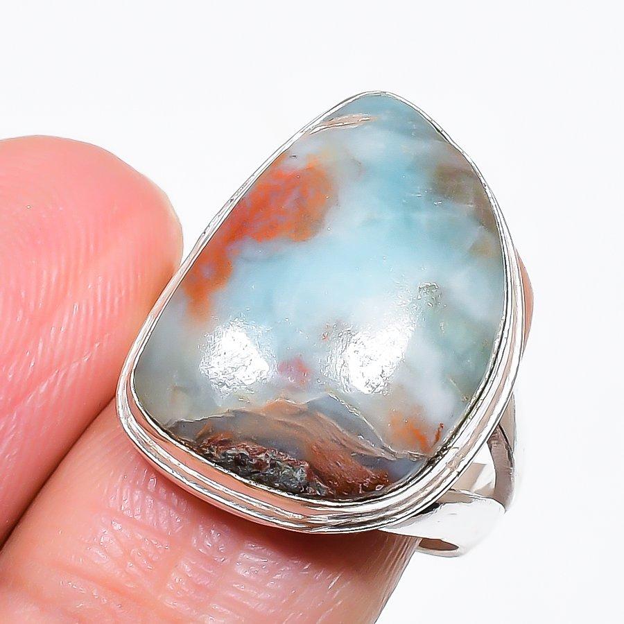 Republic Larimar Gemstone Handmade 925 Sterling Silver Jewelry Ring Size 7 KJ-531
Republic Larimar Gemstone Handmade 925 Sterling Silver Jewelry Ring Size 7 KJ-531