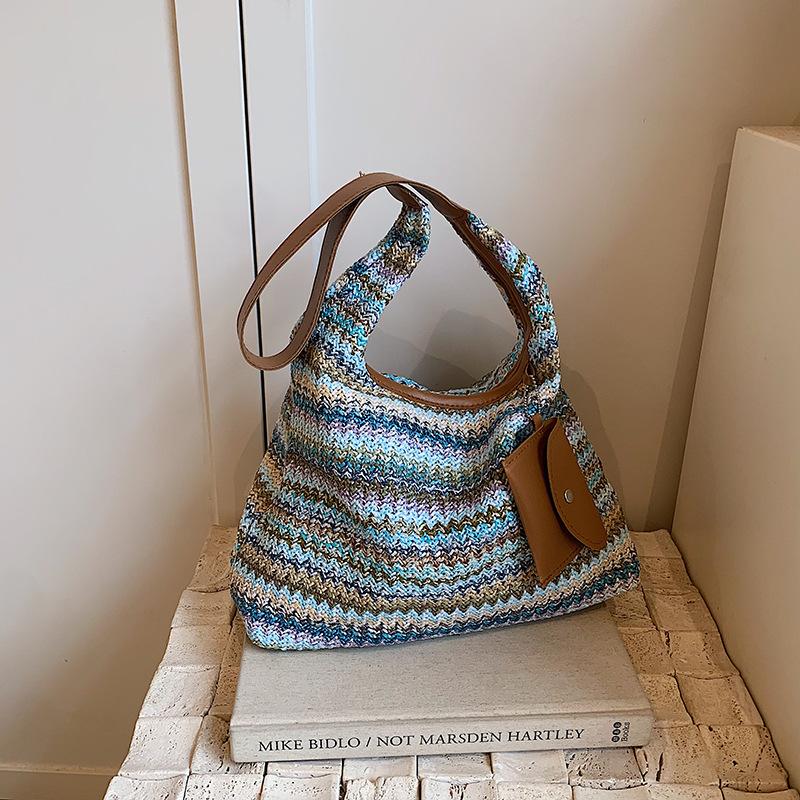 Літня сумка через пахву, жіноча сумка 2024, нова літня повсякденна модна сумка, проста модна сумка через плече, жіноча синій
Літня сумка через пахву, жіноча сумка 2024, нова літня повсякденна модна сумка, проста модна сумка через плече, жіноча синій