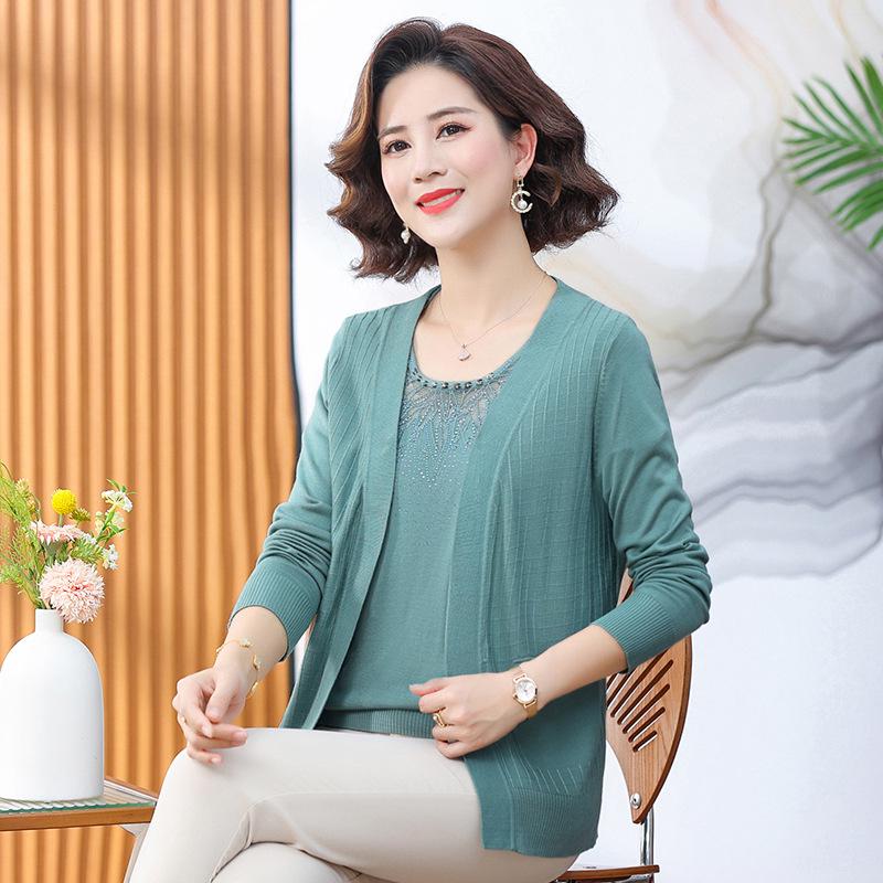 Mom s Spring Two-Piece Knitwear Set: Small Top & Cardigan for Middle-Aged and Elderly Women - Spring/Autumn Fashion. 4XL (recommended for 67.5-75 kg) зелений
Mom s Spring Two-Piece Knitwear Set: Small Top & Cardigan for Middle-Aged and Elderly Women - Spring/Autumn Fashion. 4XL (recommended for 67.5-75 kg) зелений