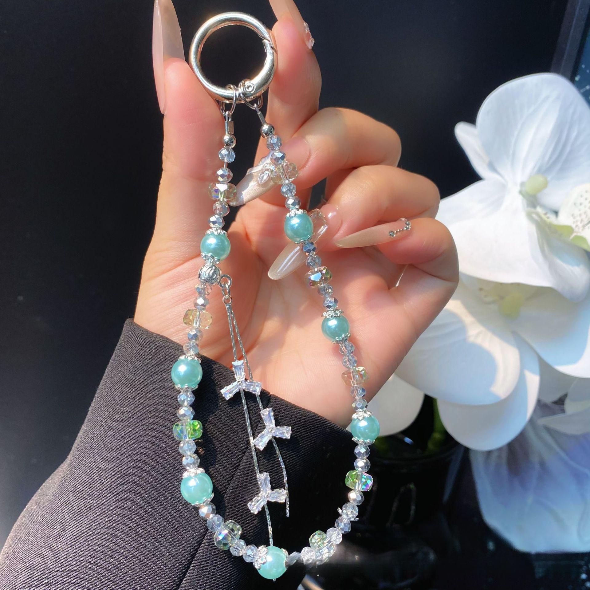 Роскошный высококлассный браслет из хрустальных бусин, короткая цепочка на запястье, подвеска для телефона, брелок для сумки для женщин Blue【Herringbone Tassel
Роскошный высококлассный браслет из хрустальных бусин, короткая цепочка на запястье, подвеска для телефона, брелок для сумки для женщин Blue【Herringbone Tassel