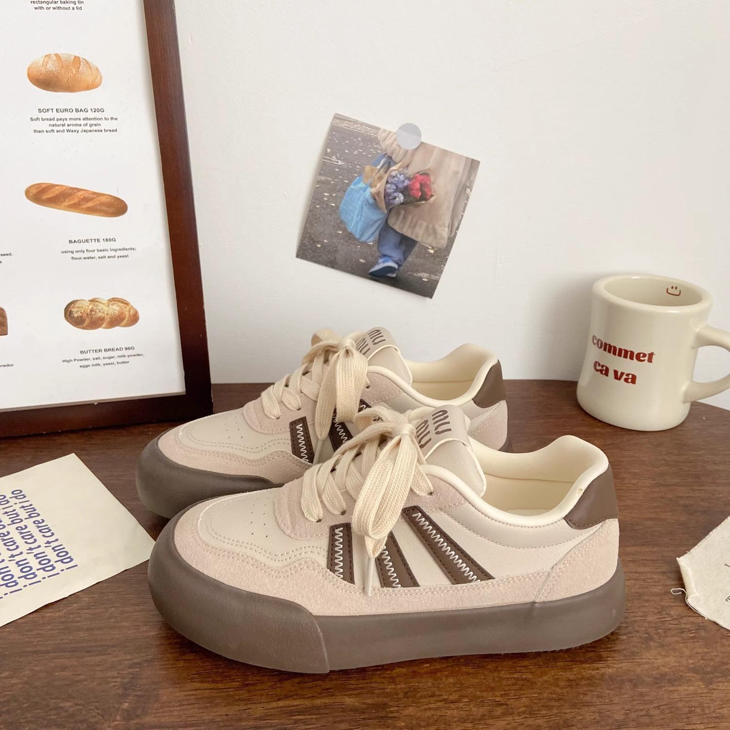 Весна и осень 2025 Новые немецкие тренировочные туфли Женская обувь Нишевые популярные кеды Легкие и удобные Универсальная мягкая подошва Повседневные маленькие 40 хаки
Весна и осень 2025 Новые немецкие тренировочные туфли Женская обувь Нишевые популярные кеды Легкие и удобные Универсальная мягкая подошва Повседневные маленькие 40 хаки