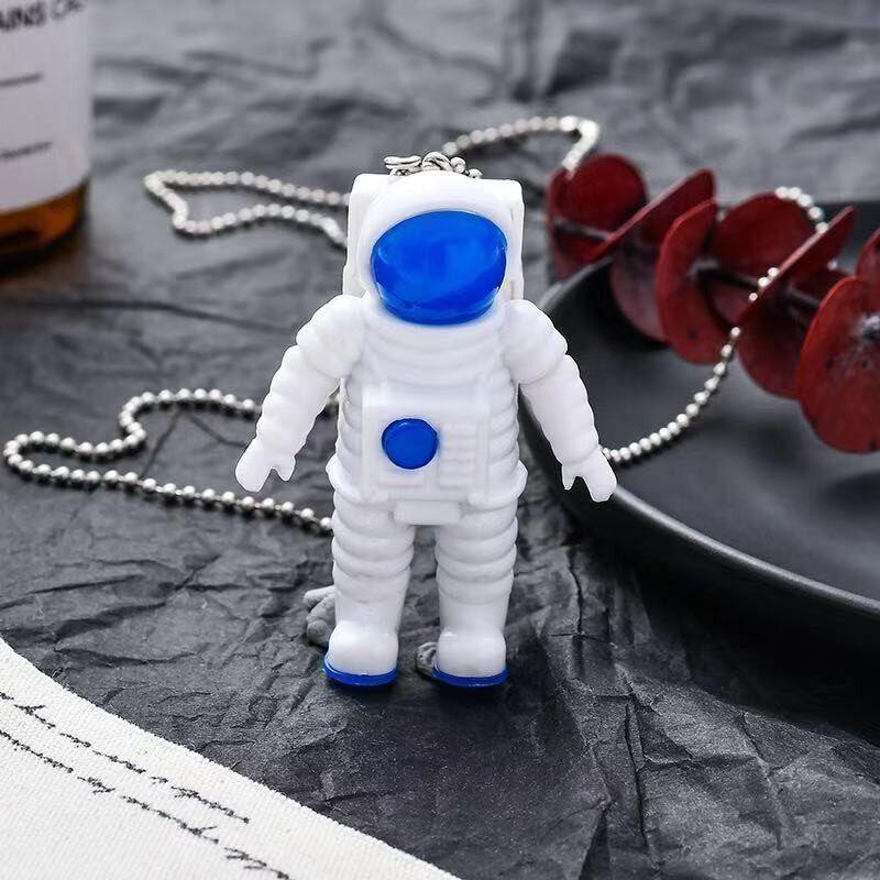 Titanium Steel Necklace All-Matching Fashion Brand Men s Necklace Handsome Long Women s Accessories Hip Hop Sweater Chain Pendant Cool Fashion Hiphop Astronaut
Titanium Steel Necklace All-Matching Fashion Brand Men s Necklace Handsome Long Women s Accessories Hip Hop Sweater Chain Pendant Cool Fashion Hiphop Astronaut