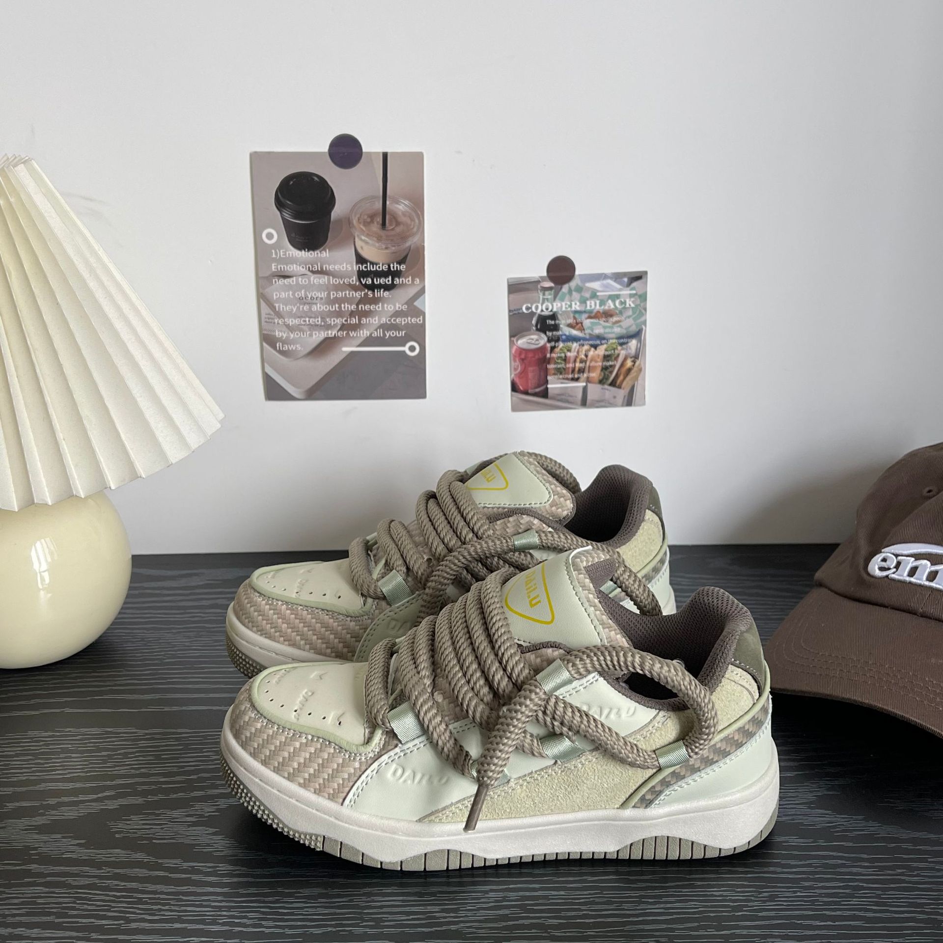 Summer new thick-soled heightened Harajuku casual dad shoes ins sneakers 44
Summer new thick-soled heightened Harajuku casual dad shoes ins sneakers 44