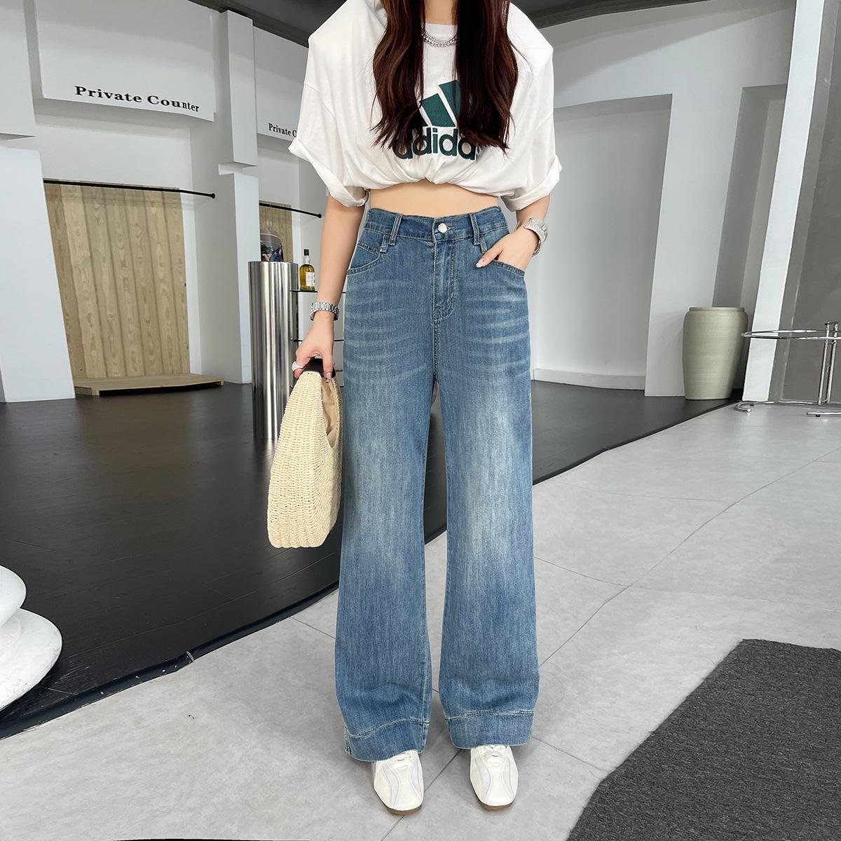 Plus Size High-Waist Stretch Jeans for Spring & Autumn—Slimming, Leg-Lengthening, Straight Leg Fit for Chubby Girls 2XL світло-синій колір
Plus Size High-Waist Stretch Jeans for Spring & Autumn—Slimming, Leg-Lengthening, Straight Leg Fit for Chubby Girls 2XL світло-синій колір