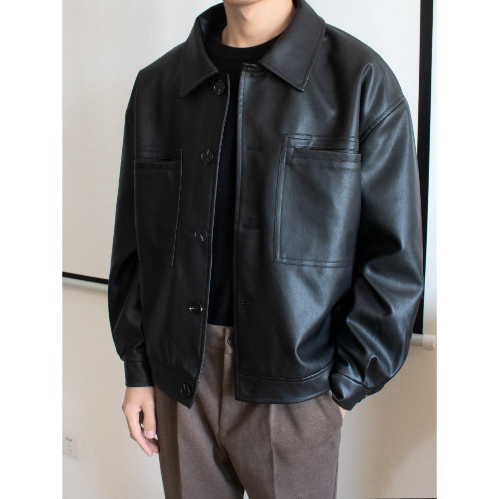 Spring and Autumn Korean Leather Jacket Men s Korean Loose Locomotive Short Leather Jacket ins Ruffian Handsome Retro Pu Jacket Men XXXL чорний
Spring and Autumn Korean Leather Jacket Men s Korean Loose Locomotive Short Leather Jacket ins Ruffian Handsome Retro Pu Jacket Men XXXL чорний
