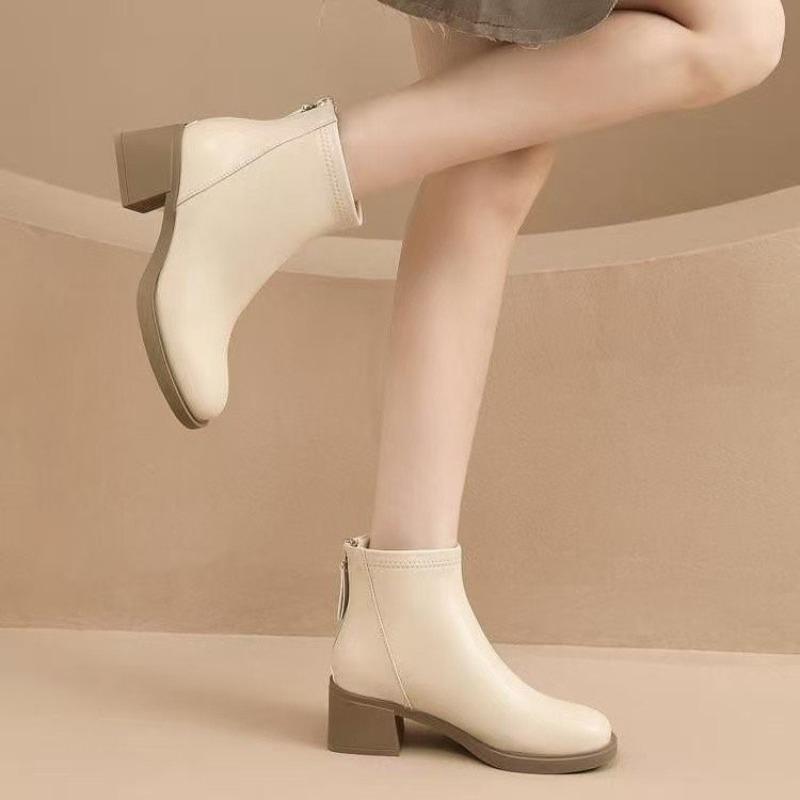 Флисовые полусапожки на среднем каблуке, женская обувь, осень и зима, новые одинарные сапоги, белые тонкие сапоги, толстый каблук, ботинки Мартин 40
Флисовые полусапожки на среднем каблуке, женская обувь, осень и зима, новые одинарные сапоги, белые тонкие сапоги, толстый каблук, ботинки Мартин 40