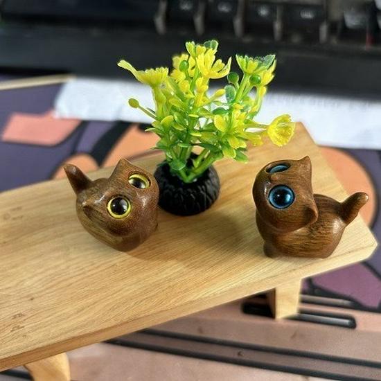 Резная фигурка милого кота из зеленого сандала – Креативный деревянный сувенир в виде животного
Резная фигурка милого кота из зеленого сандала – Креативный деревянный сувенир в виде животного