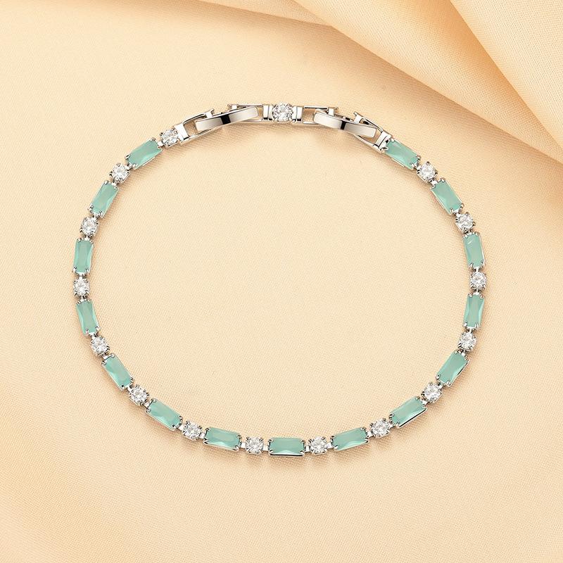 Light Luxury Two-Tone Blue Bracelet for Women, Modern Vintage Minimalist Niche
Light Luxury Two-Tone Blue Bracelet for Women, Modern Vintage Minimalist Niche