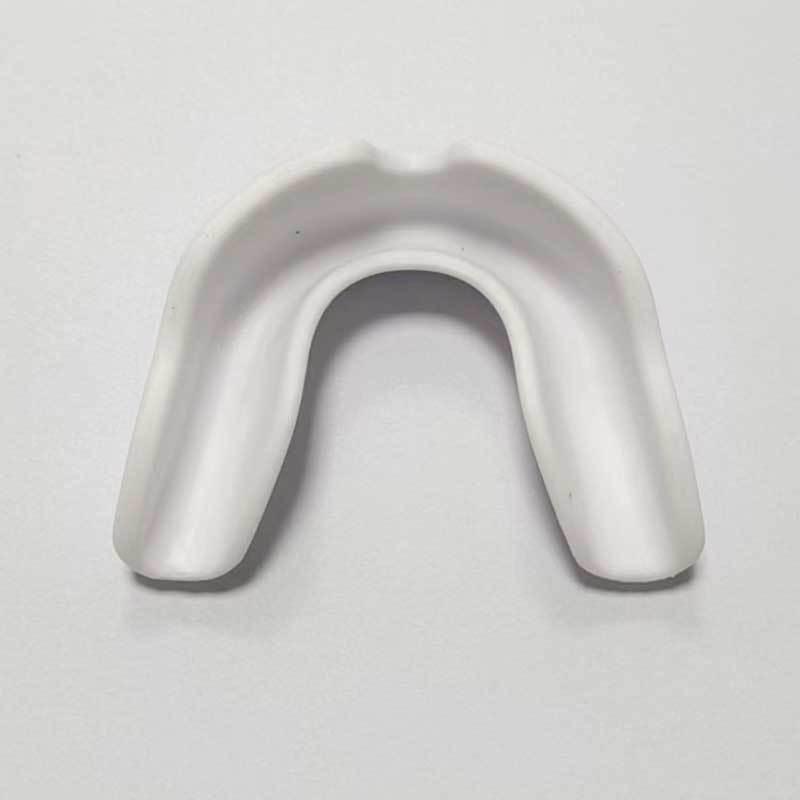 Adult Wear-Resistant Gum Shield for Basketball, Boxing, and Sanda – Single Layer, Thickened Sports Mouthguard белый
Adult Wear-Resistant Gum Shield for Basketball, Boxing, and Sanda – Single Layer, Thickened Sports Mouthguard белый