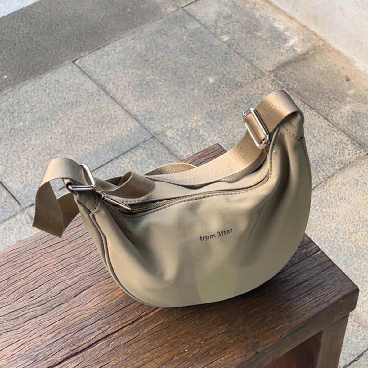 Korean-Style Nylon Dumpling Handbag - Basil Green Durable Sporty Women s Crossbody Shoulder Bag
Korean-Style Nylon Dumpling Handbag - Basil Green Durable Sporty Women s Crossbody Shoulder Bag