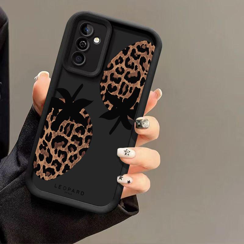 Чехол для телефона для Samsung Galaxy S25 Ultra S24 S23 FE S22 Plus A16 A54 A55 A35 A34 A33 A32 A15 A14 A13 A52 Модный чехол с принтом клубничного леопарда Samsung S24Ultra
Чехол для телефона для Samsung Galaxy S25 Ultra S24 S23 FE S22 Plus A16 A54 A55 A35 A34 A33 A32 A15 A14 A13 A52 Модный чехол с принтом клубничного леопарда Samsung S24Ultra