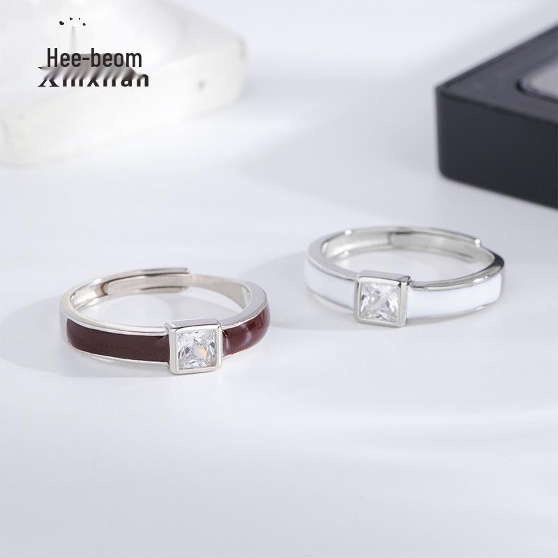 Unisex S925 Sterling Silver Square Sugar Ring with Diamonds and Epoxy Design Platinum White Epoxy
Unisex S925 Sterling Silver Square Sugar Ring with Diamonds and Epoxy Design Platinum White Epoxy