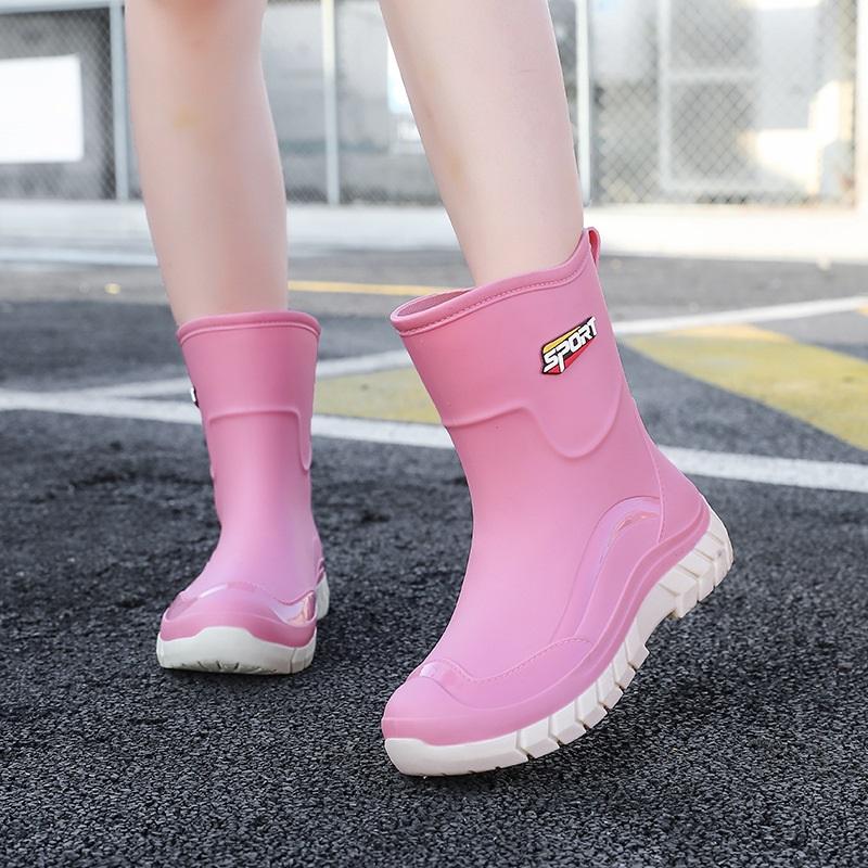 Women s Short Rain Boots Sports Waterproof And Anti Slip Rubber Ankle Boots 41
Women s Short Rain Boots Sports Waterproof And Anti Slip Rubber Ankle Boots 41