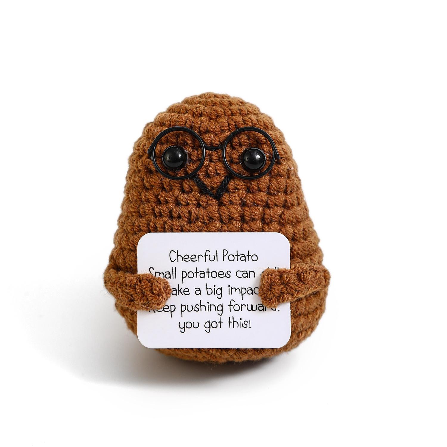 Позитивна в язана гачком лялька-картопля з карткою Ручна робота В язана Емоційна підтримка Кишеньковий огірок Прикраса для кімнати Різдвяний подарунок
Позитивна в язана гачком лялька-картопля з карткою Ручна робота В язана Емоційна підтримка Кишеньковий огірок Прикраса для кімнати Різдвяний подарунок