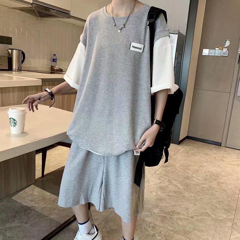 Men s Summer Trendy Two-Piece Sport T-Shirt Set - Fake Layered Design, Teen Casual Fashion Medium серый
Men s Summer Trendy Two-Piece Sport T-Shirt Set - Fake Layered Design, Teen Casual Fashion Medium серый