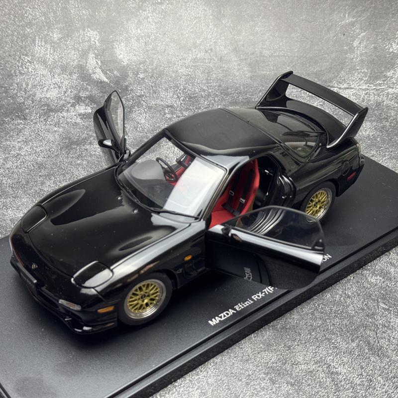AUTOart Model 1:18 Scale MZD RX-7 Sport Car Model Of Holiday Gifts Company Gifts
AUTOart Model 1:18 Scale MZD RX-7 Sport Car Model Of Holiday Gifts Company Gifts