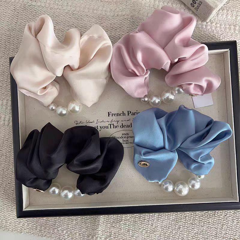 Elegant Pearls large Intestine Scrunchie Hair Band For Women Girls Sweet Hair Ornament Ponytail Holder Hair Tie Hair Accessories
Elegant Pearls large Intestine Scrunchie Hair Band For Women Girls Sweet Hair Ornament Ponytail Holder Hair Tie Hair Accessories